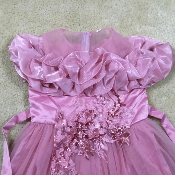 Elegant Pink Kids Dress - Picture 9 of 15